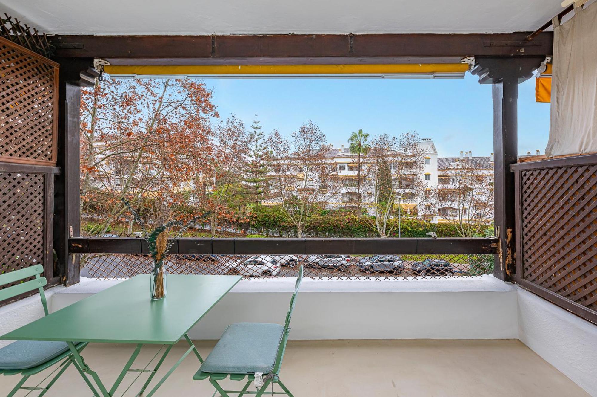 Spacious & Comfy In Golden Mile Apartment *