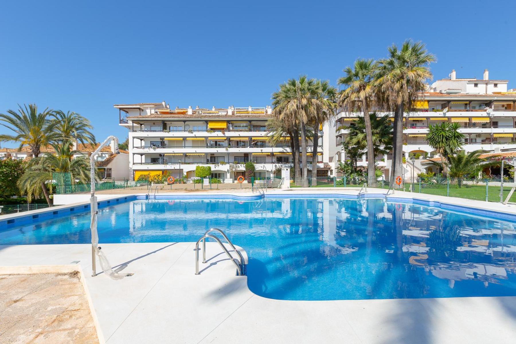 Apartment Spacious & Comfy In Golden Mile